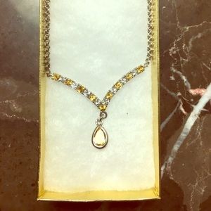18” sparkling gem necklace